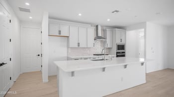 13362 Eagle Feather Rd, Peoria, AZ 85383