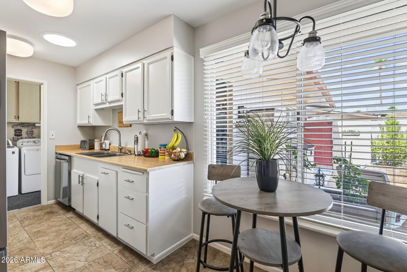 13367 W Desert Glen Dr, Sun City West, AZ 85375