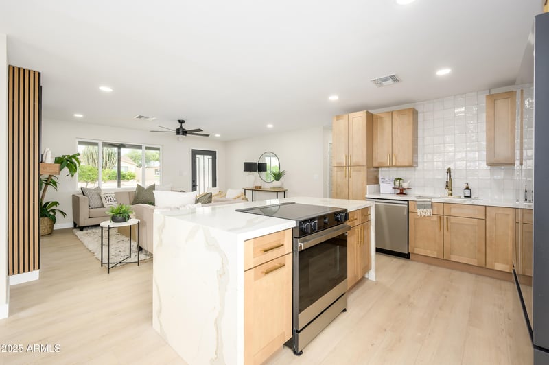 1337 70th St, Scottsdale, AZ 85257