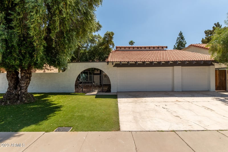 1337 Northshore Dr, Tempe, AZ 85283