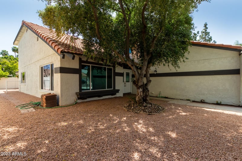 1337 Northshore Dr, Tempe, AZ 85283
