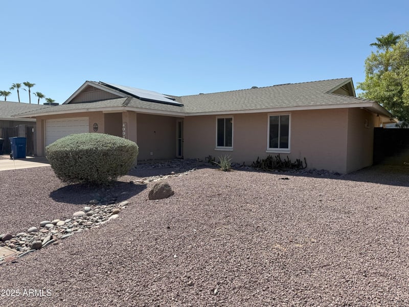 1337 Pampa Ave, Mesa, AZ 85202