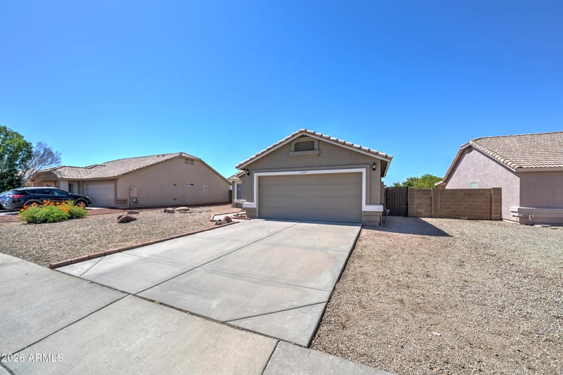 1337 15th Ave, Apache Junction, AZ 85120