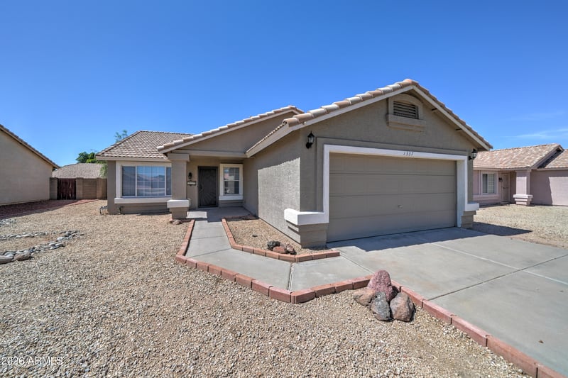 1337 15th Ave, Apache Junction, AZ 85120