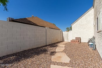 1337 Wickieup Ln, Phoenix, AZ 85024