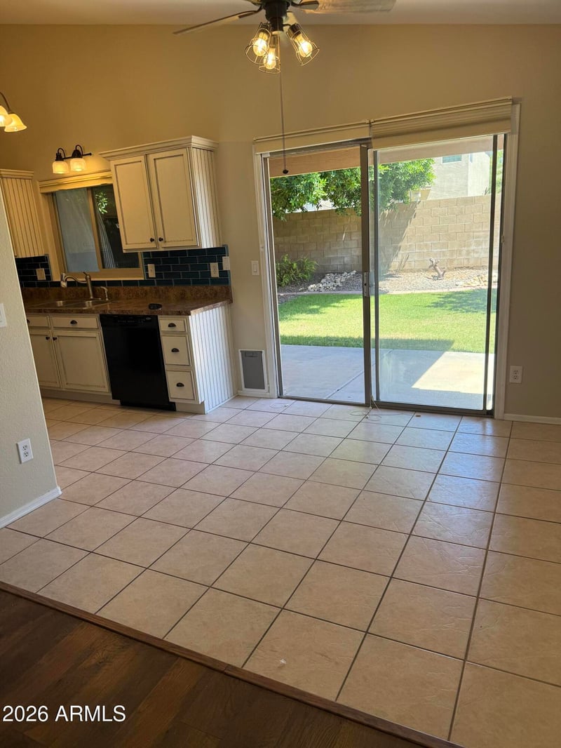 13372 Ocotillo Ln, Surprise, AZ 85374