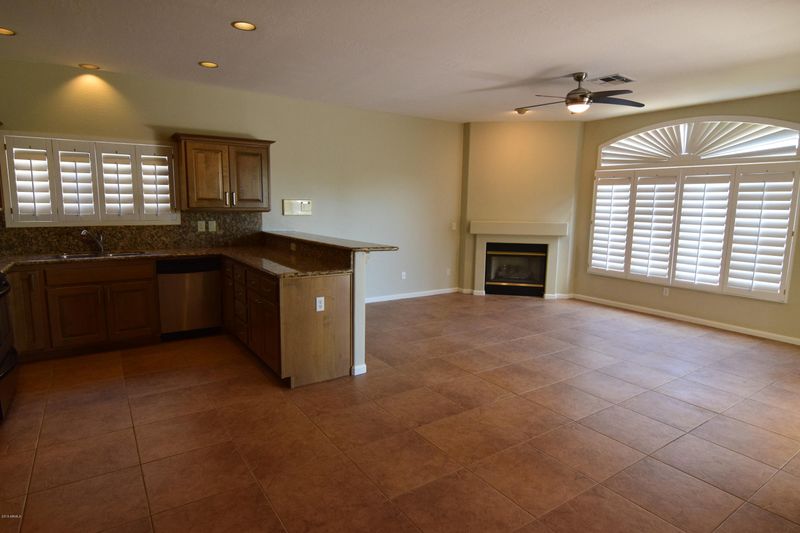 13377 W Palm Ln, Goodyear, AZ 85395