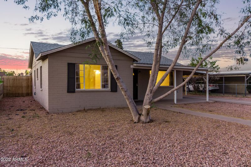 1338 E Clarendon Ave, Phoenix, AZ 85014