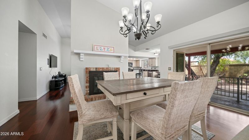 1338 E Sunburst Ln, Tempe, AZ 85284
