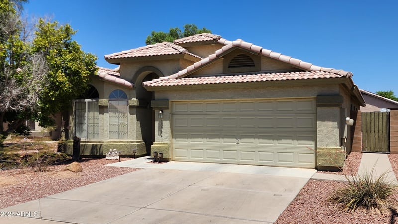 13384 Desert Ln, Surprise, AZ 85374