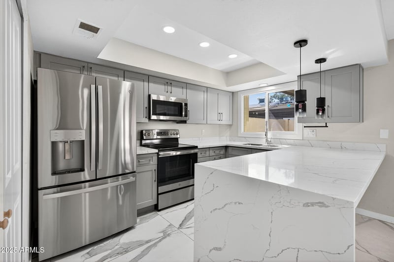 1339 44th St, Phoenix, AZ 85008