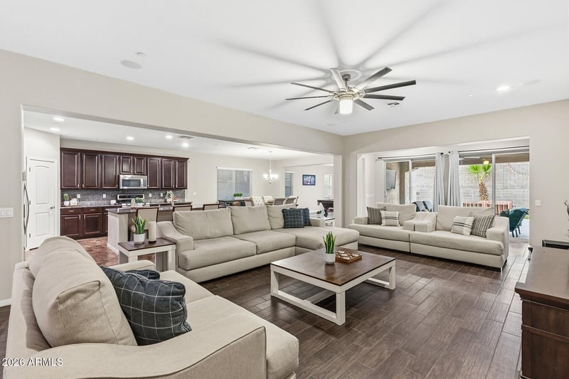 13392 Creosote Dr, Peoria, AZ 85383