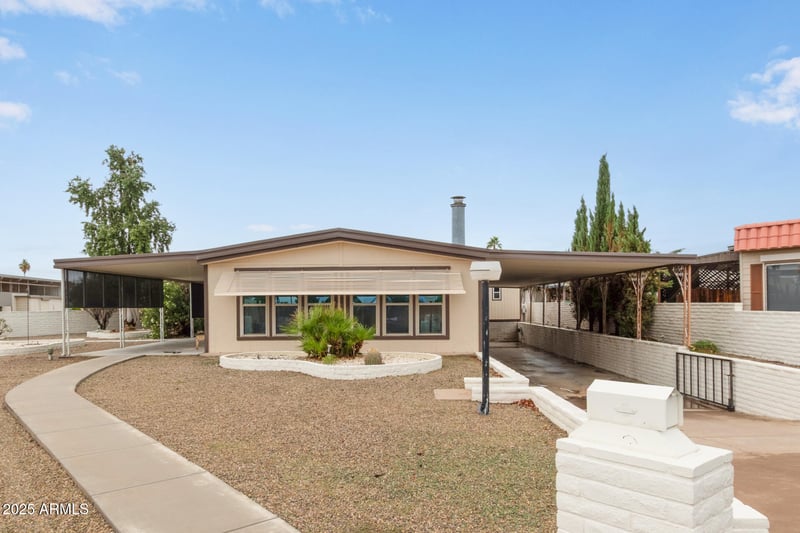 134 74th Pl, Mesa, AZ 85208