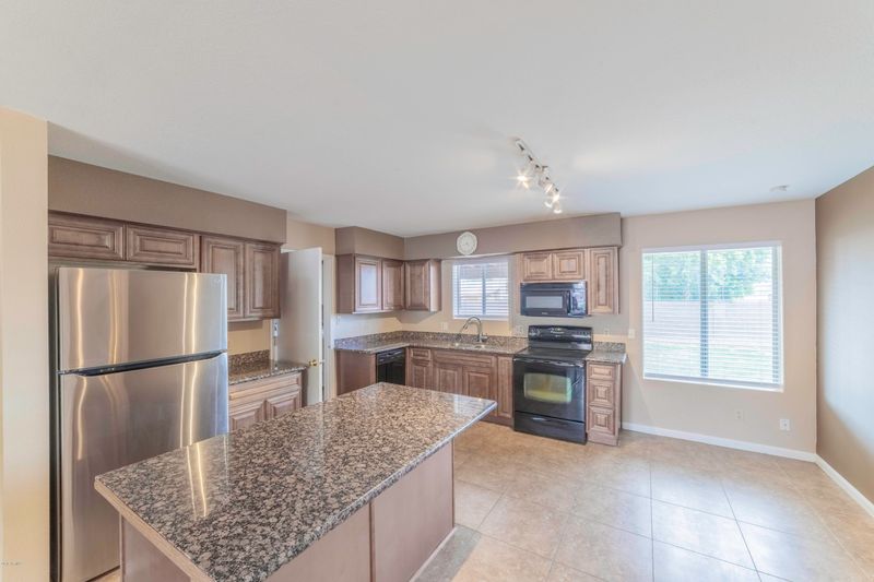 134 E Mclellan Rd, Mesa, AZ 85201
