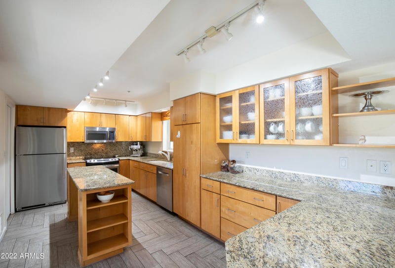 134 E San Miguel Ave, Phoenix, AZ 85012