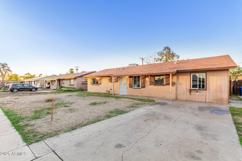 1340 Crescent Ave, Mesa, AZ 85204