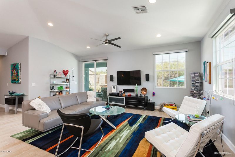 1340 E Morten Ave, Phoenix, AZ 85020