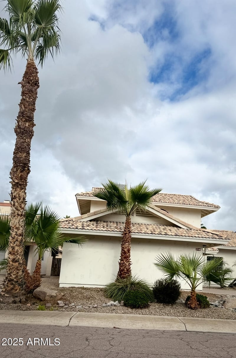 1340 Elgin St, Chandler, AZ 85224