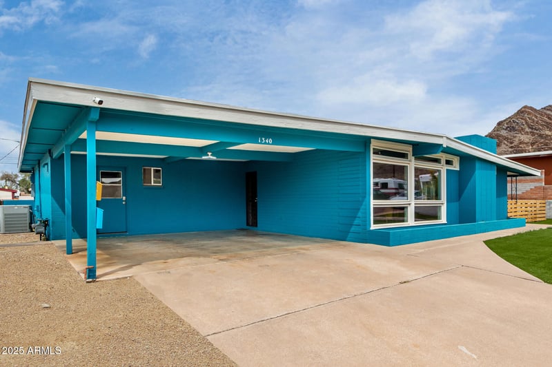 1340 Golden Ln, Phoenix, AZ 85020