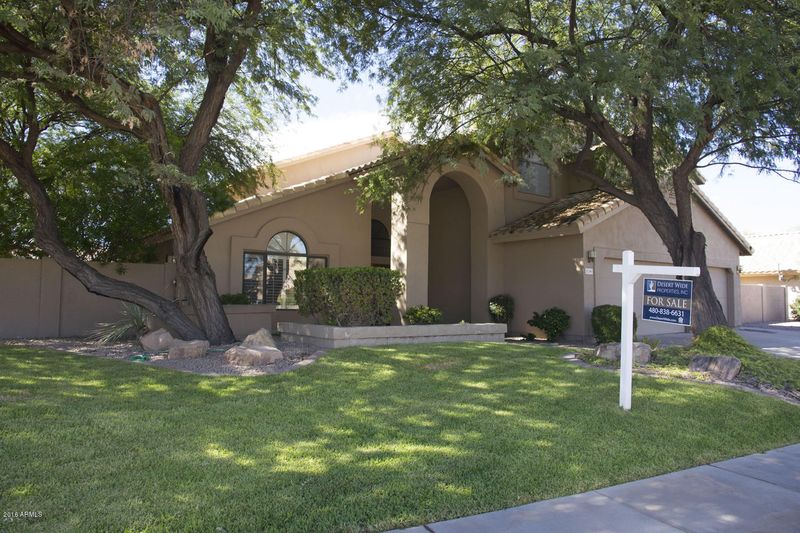 1340 N Hazelton Dr, Chandler, AZ 85226