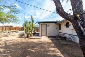 1340 Orangewood Ave, Phoenix, AZ 85020