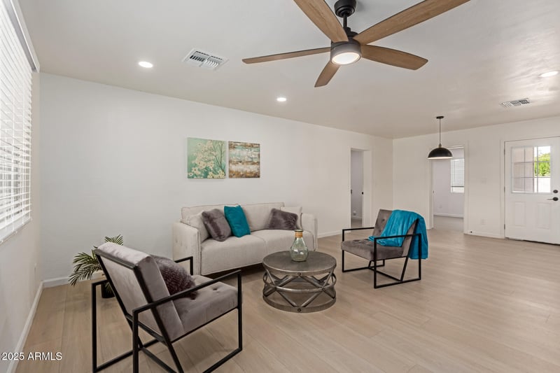 1340 Oregon St, Chandler, AZ 85225