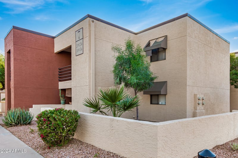 1340 Recker Rd #256, Mesa, AZ 85205