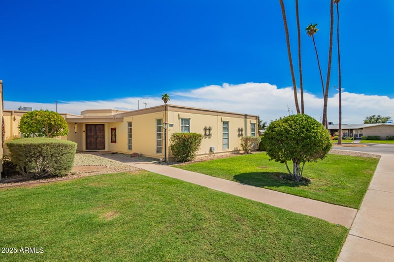 13401 107th Dr, Sun City, AZ 85351