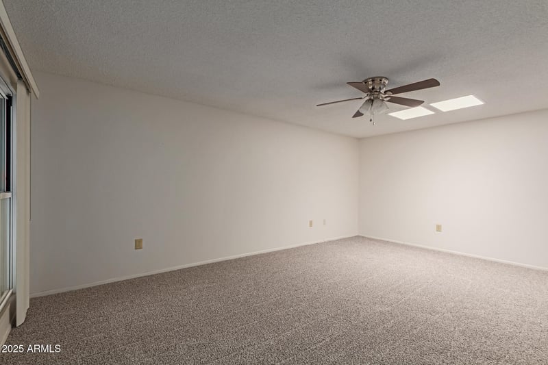 13401 108th Dr, Sun City, AZ 85351