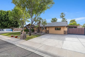 13402 47th Pl, Phoenix, AZ 85032