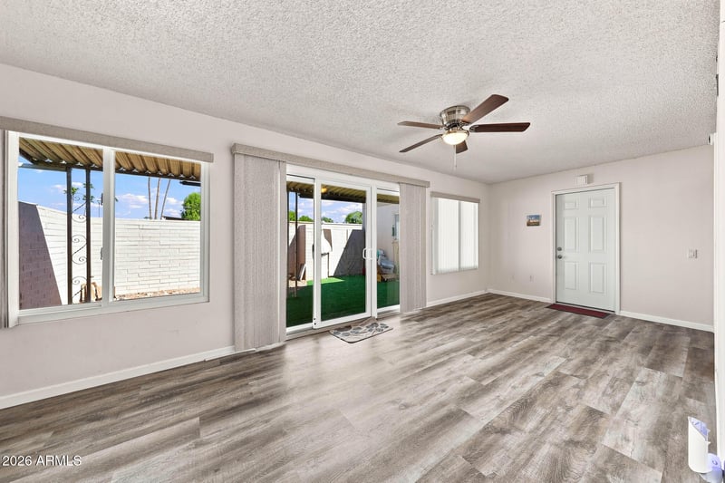 13409 N Emberwood Dr, Sun City, AZ 85351