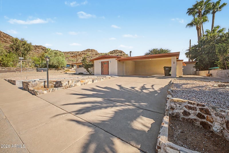 1341 E Orchid Ln, Phoenix, AZ 85020