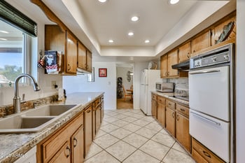 13410 Cedar Dr, Sun City, AZ 85351
