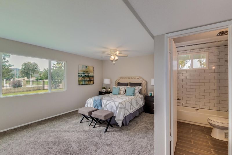 13412 N Canterbury Dr, Phoenix, AZ 85023