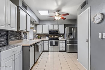 13413 N 111th Ave, Sun City, AZ 85351