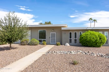 13414 N Hawthorn Dr, Sun City, AZ 85351