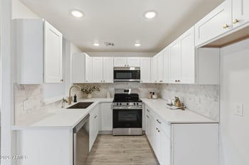 13415 20th St #8, Phoenix, AZ 85022