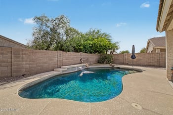 13415 Ventura St, Surprise, AZ 85379