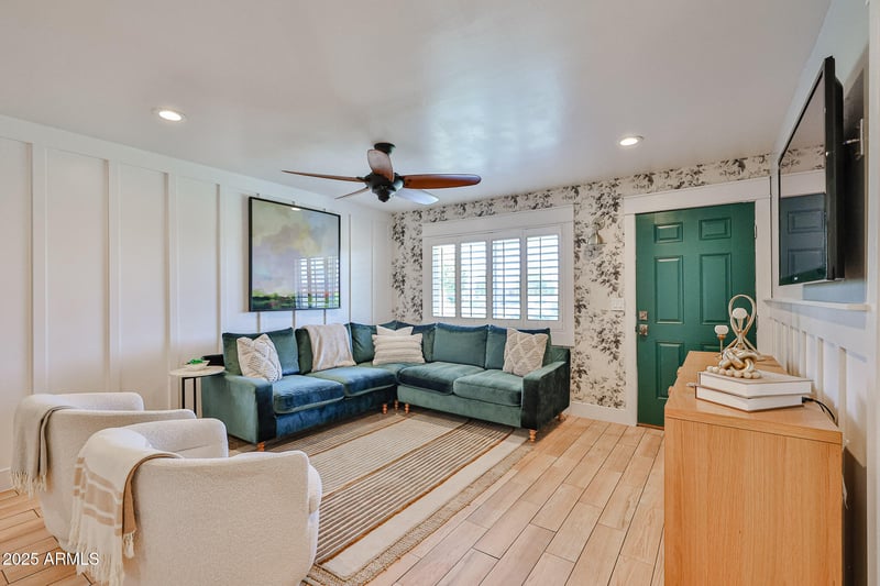 13417 N 111th Ave, Sun City, AZ 85351