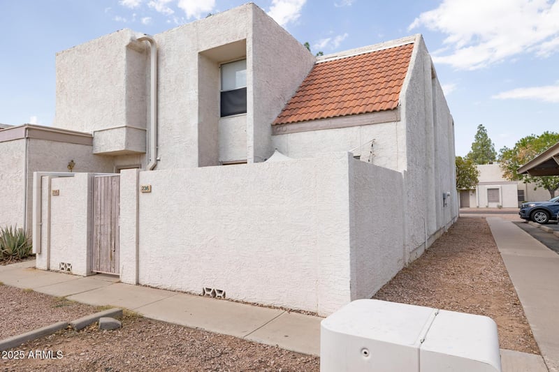 1342 Emerald Ave #236, Mesa, AZ 85202
