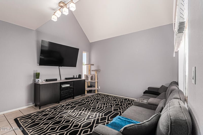 1342 Emerald Ave #352, Mesa, AZ 85202