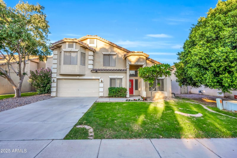 1342 Mckenna Ln, Gilbert, AZ 85233