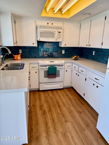 1342 Nancy Ln, Phoenix, AZ 85042