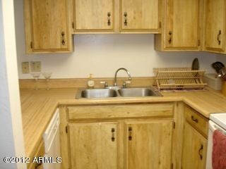 1342 W Emerald Ave #412, Mesa, AZ 85202