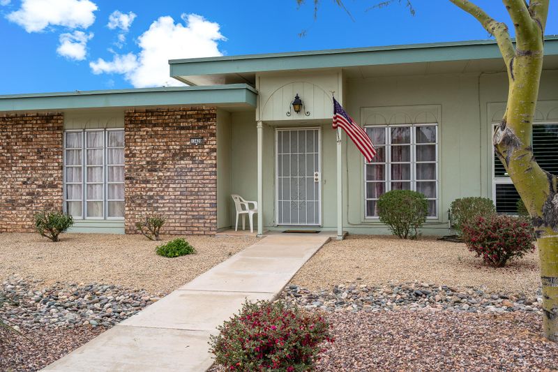 13420 N 100th Ave, Sun City, AZ 85351