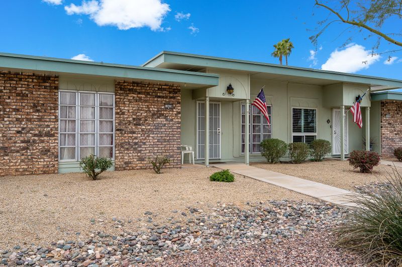 13420 N 100th Ave, Sun City, AZ 85351