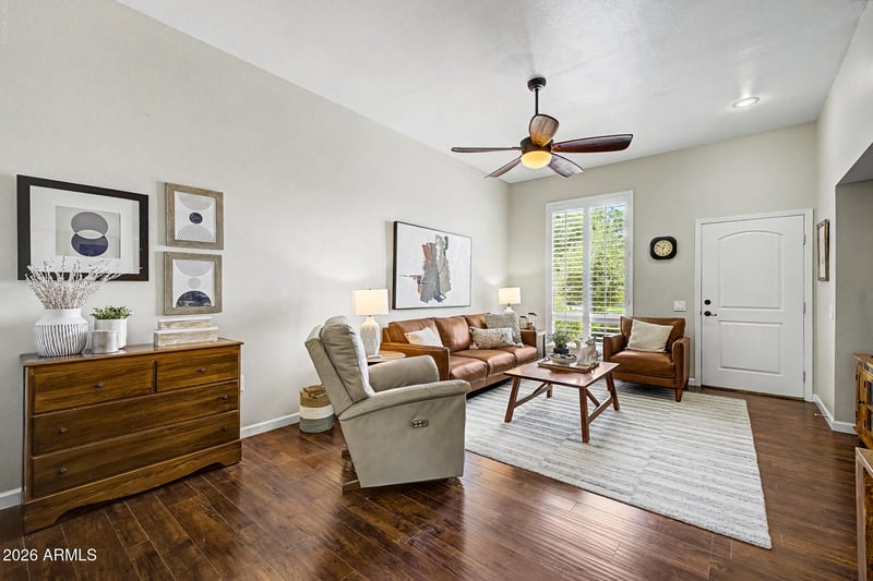 13420 N Hawthorn Dr, Sun City, AZ 85351