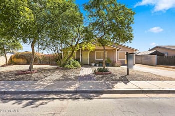 13421 N El Frio St, El Mirage, AZ 85335
