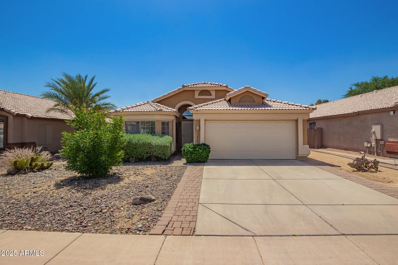 13421 Ocotillo Ln, Surprise, AZ 85374