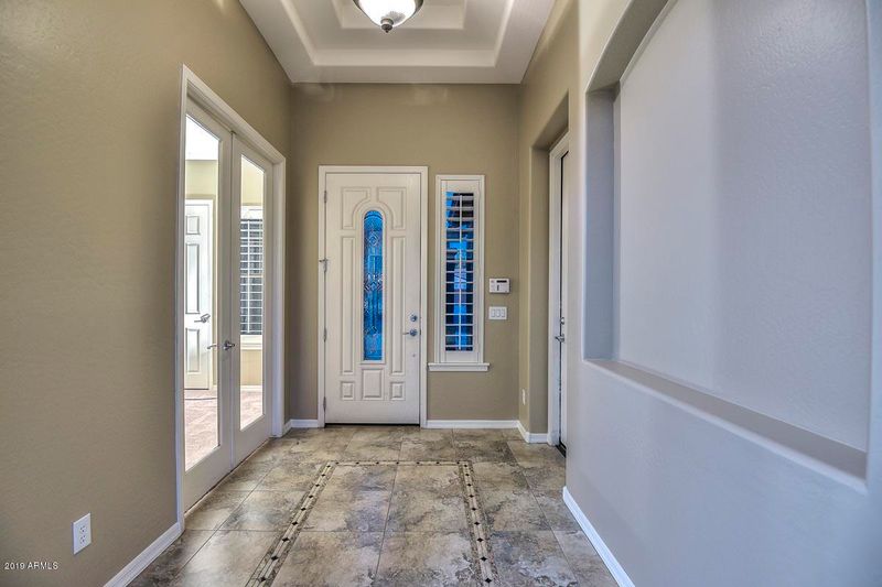 13421 W Tyler Trl, Peoria, AZ 85383